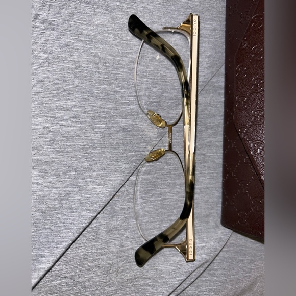 Gucci Vintage Rare Prescription Eyeglasses Readers Gold Cream & Tortoise Shell - Picture 5 of 9